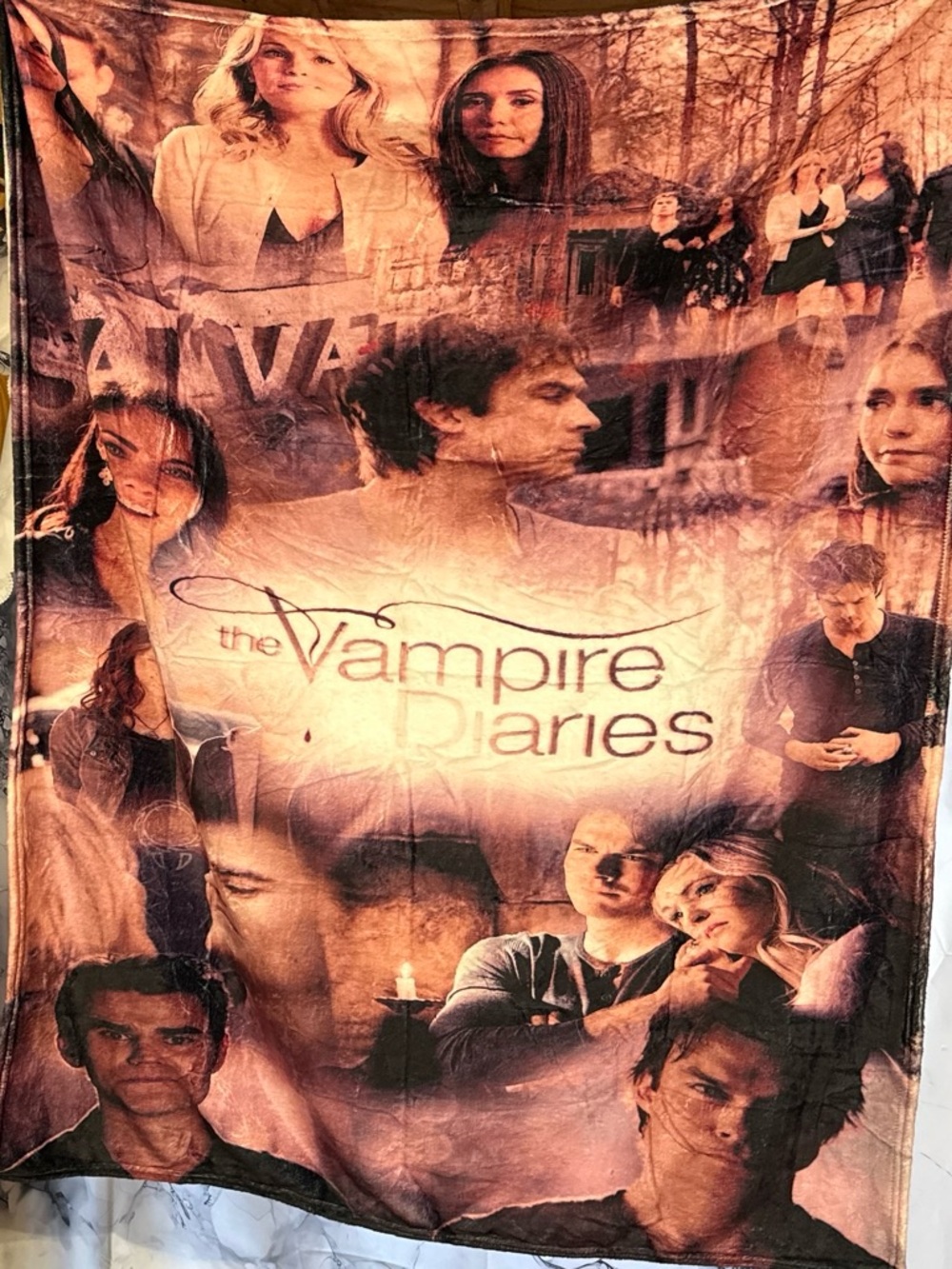 The Vampire Diaries Fleece Throw Blanket - Brown